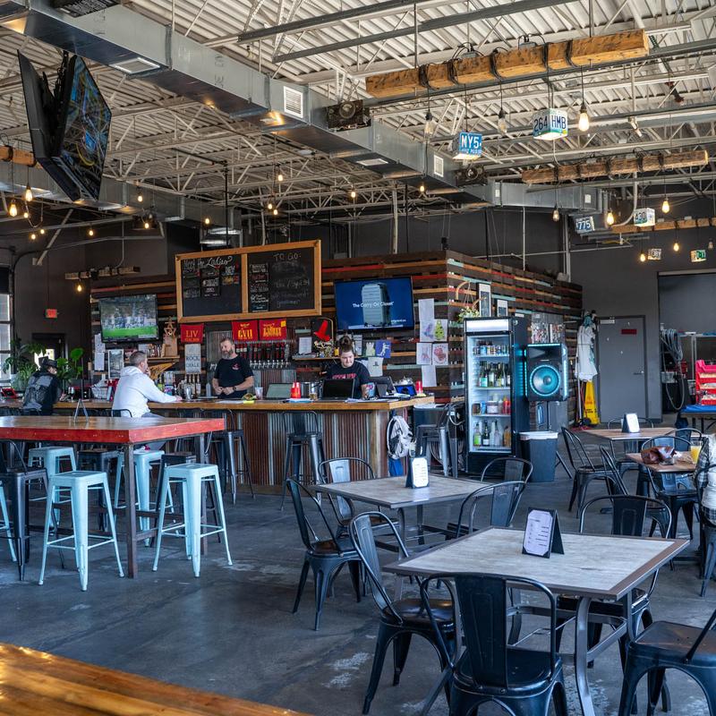 Red Crow Brewing Company private dining 3