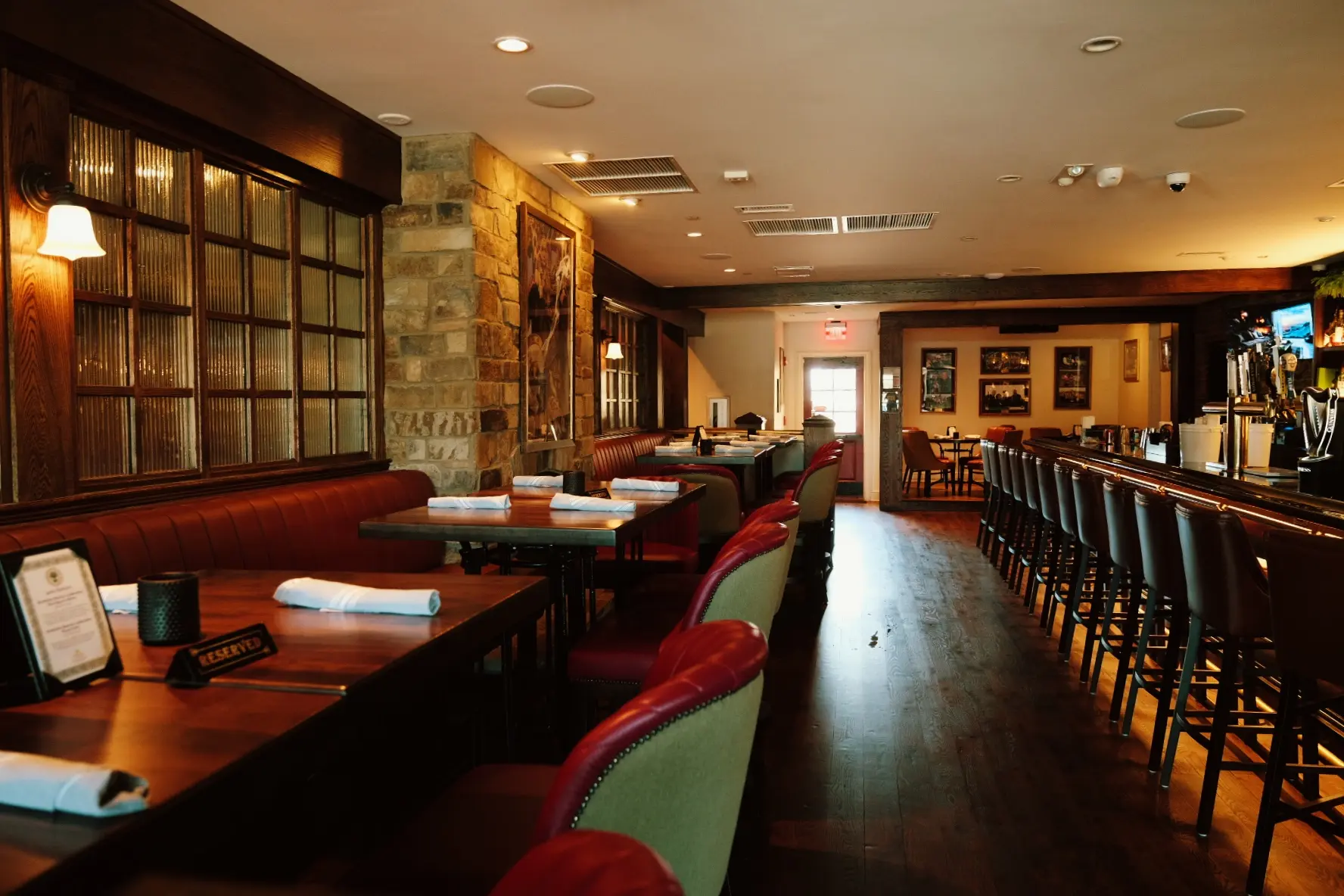 Maeve's Tavern private dining 2