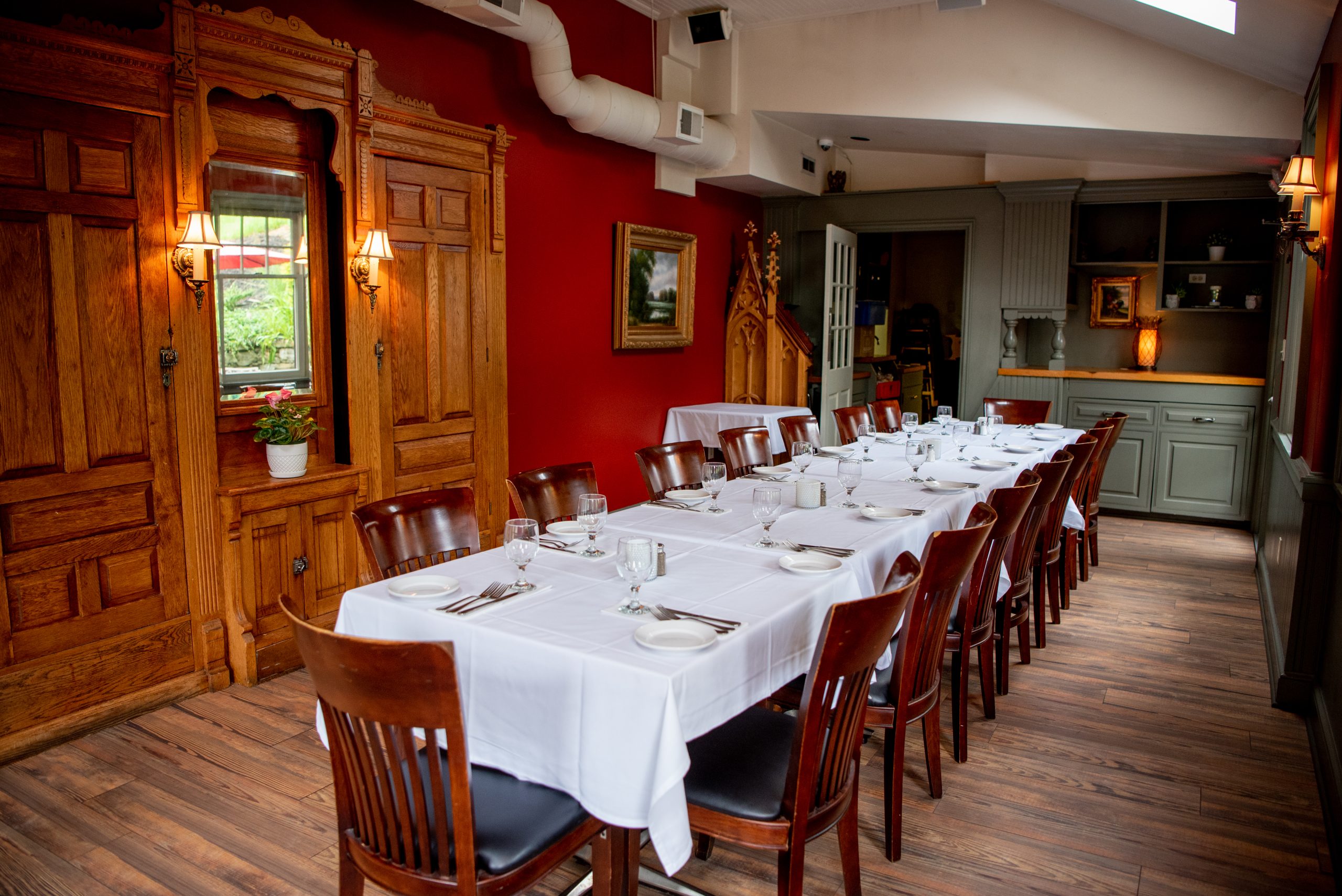 Hartwood Restaurant & Whispers Pub private dining 4