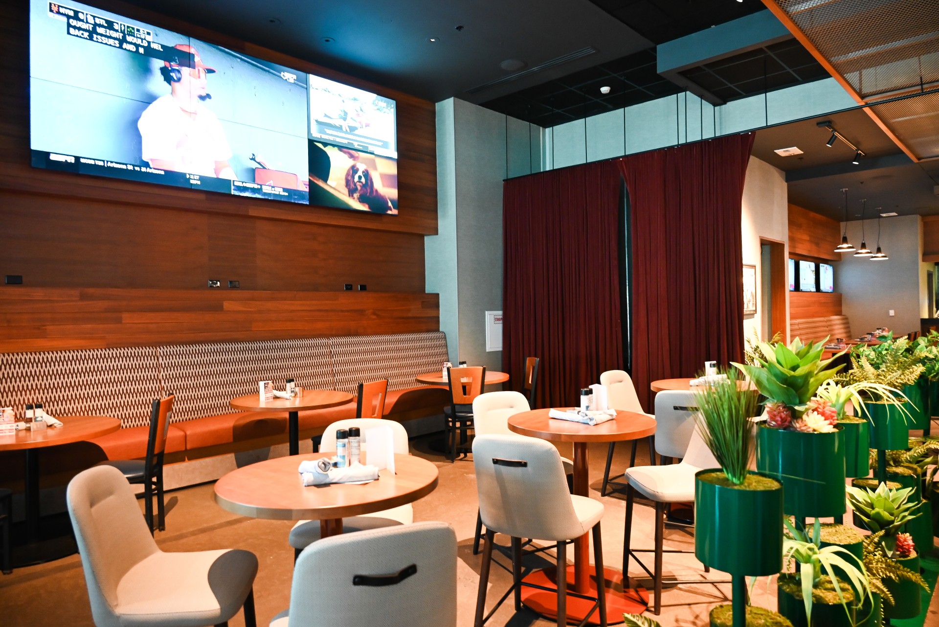High Velocity - Indianapolis private dining 5