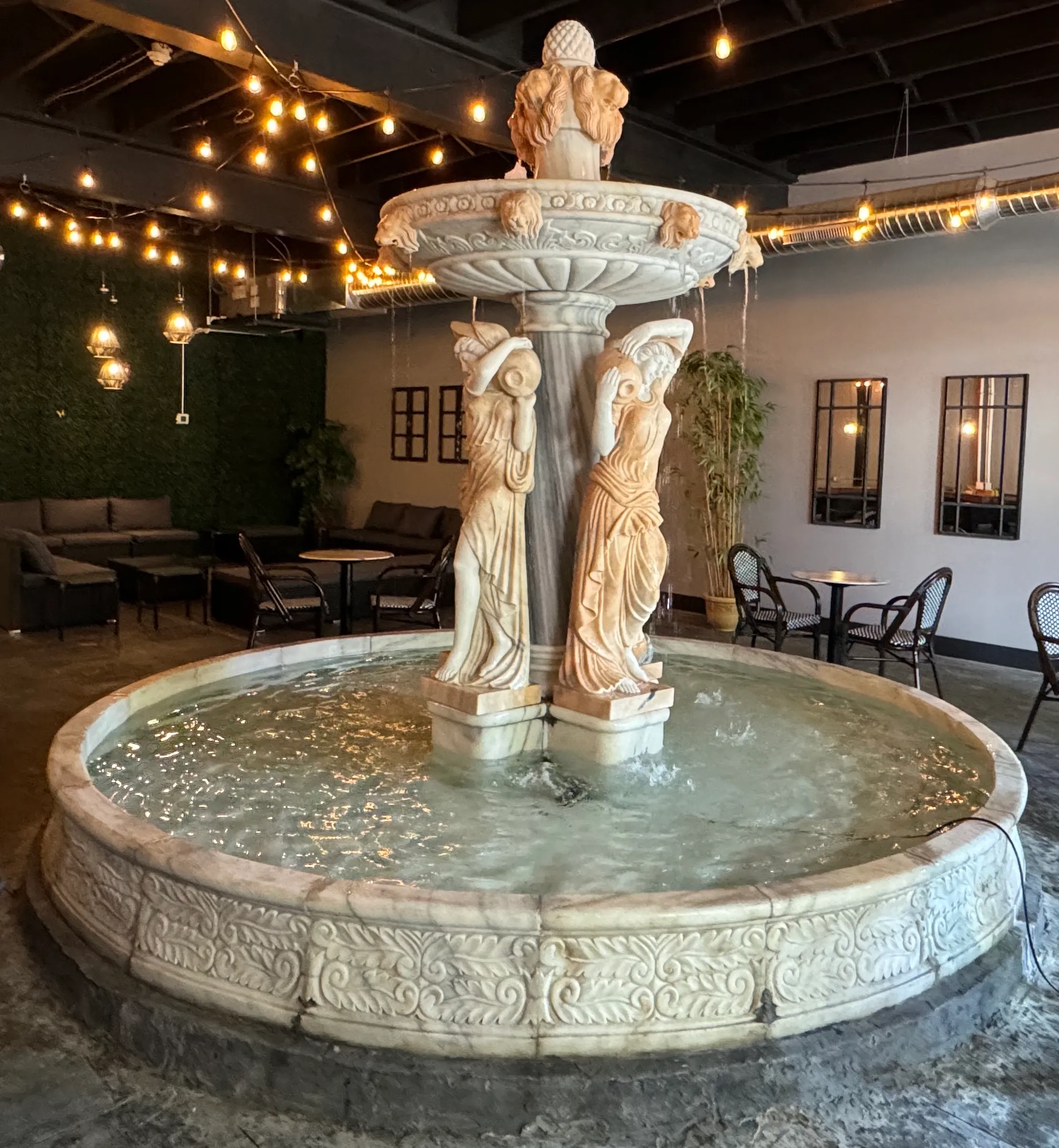 The Courtyard (indoor) at Veneto