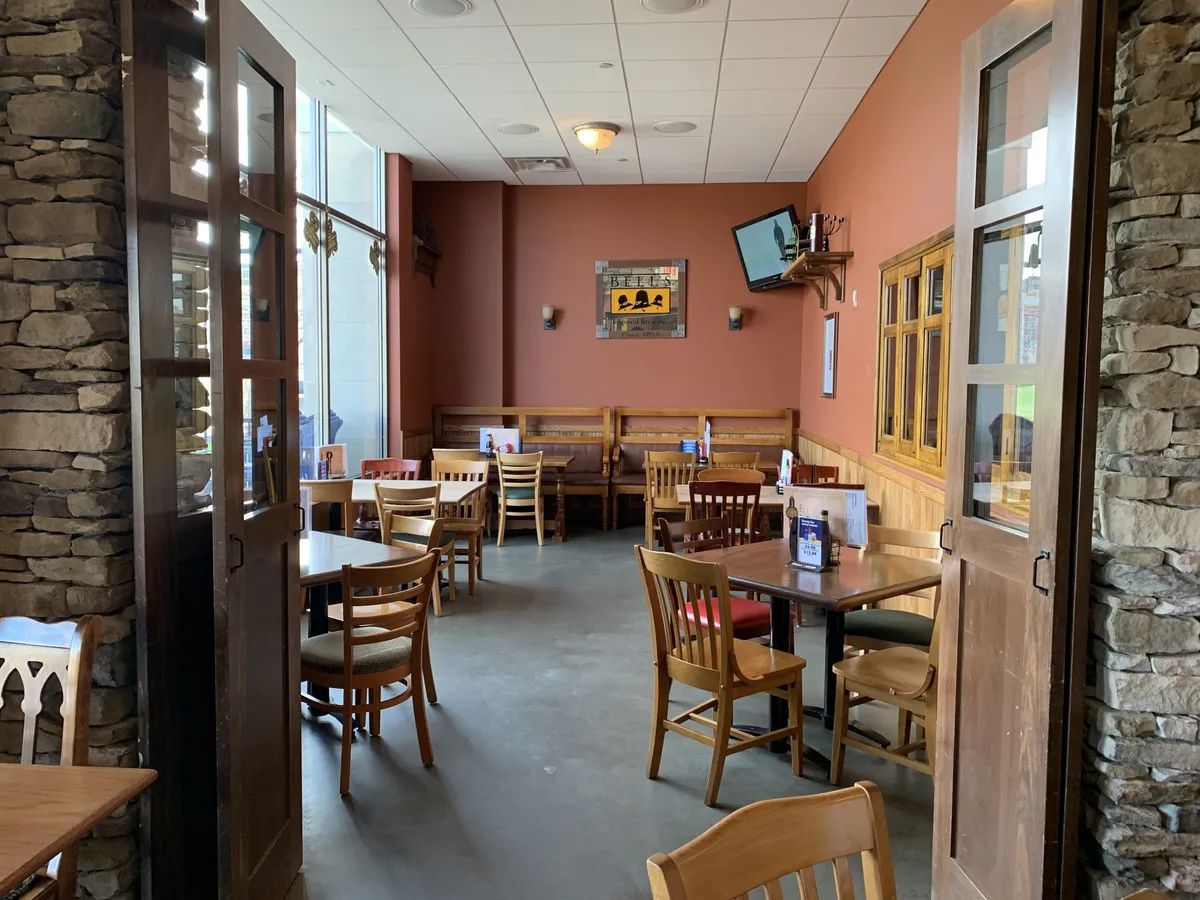 Cove Room at Dingle House Irish Pub & Grub