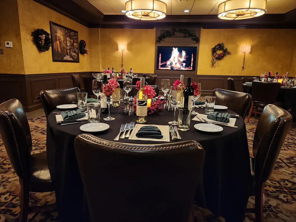 Hyde Park Prime Steakhouse - Indianapolis private dining 5