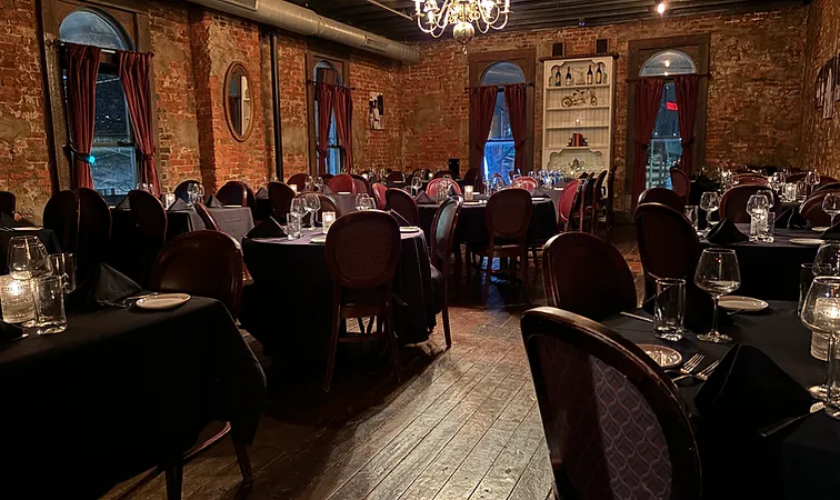 Geraldine's Supper Club & Lounge private dining