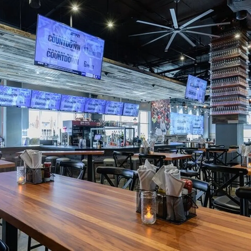 Urban Meyer's Pint House private dining 4