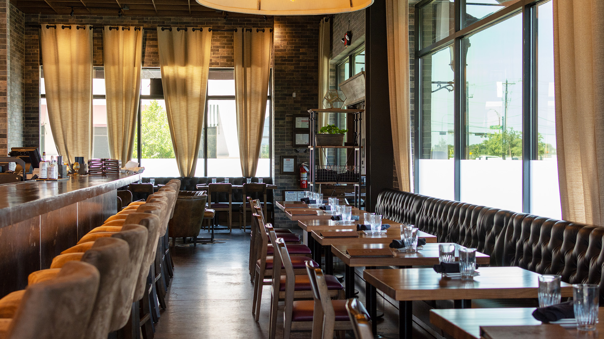 Bottled in Bond Cocktail Parlour & Kitchen private dining 5