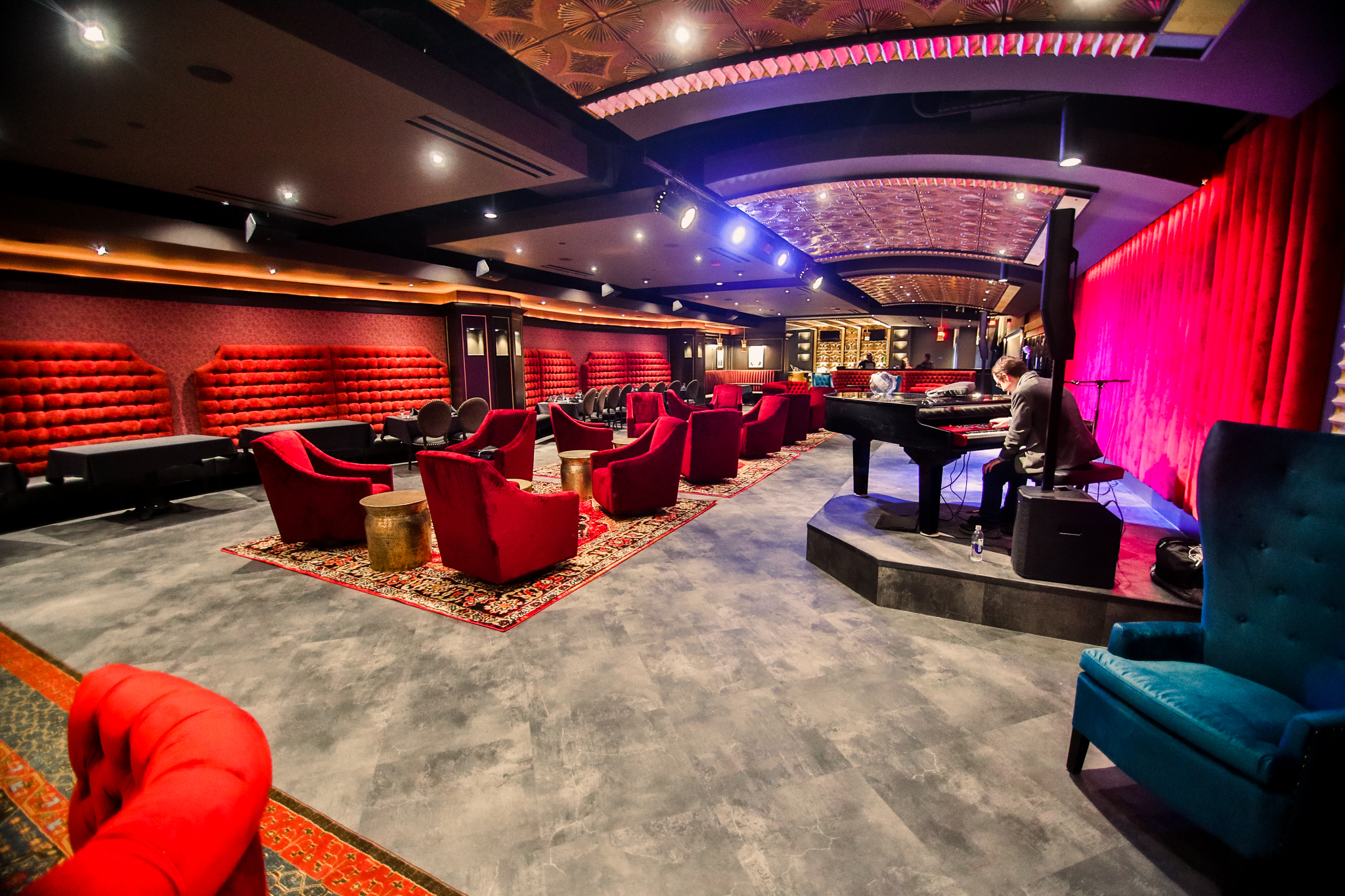 Hearsay Lounge at Hearsay Arlington