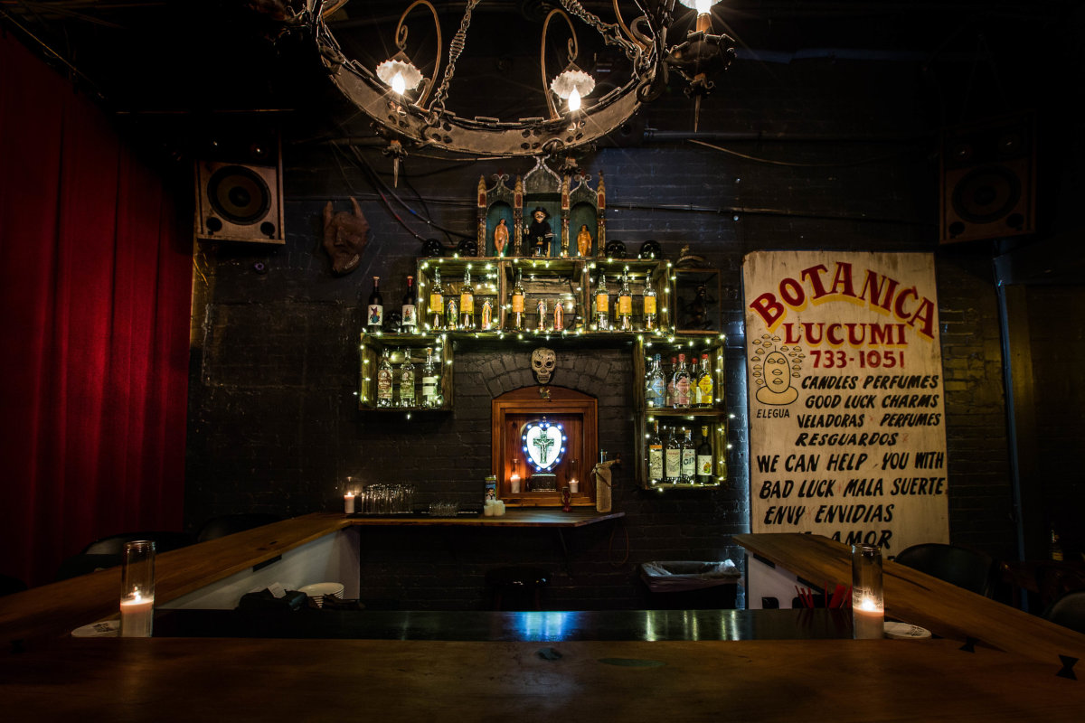 Las Almas Rotas venue