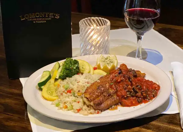 Private dining area at Lomonte's