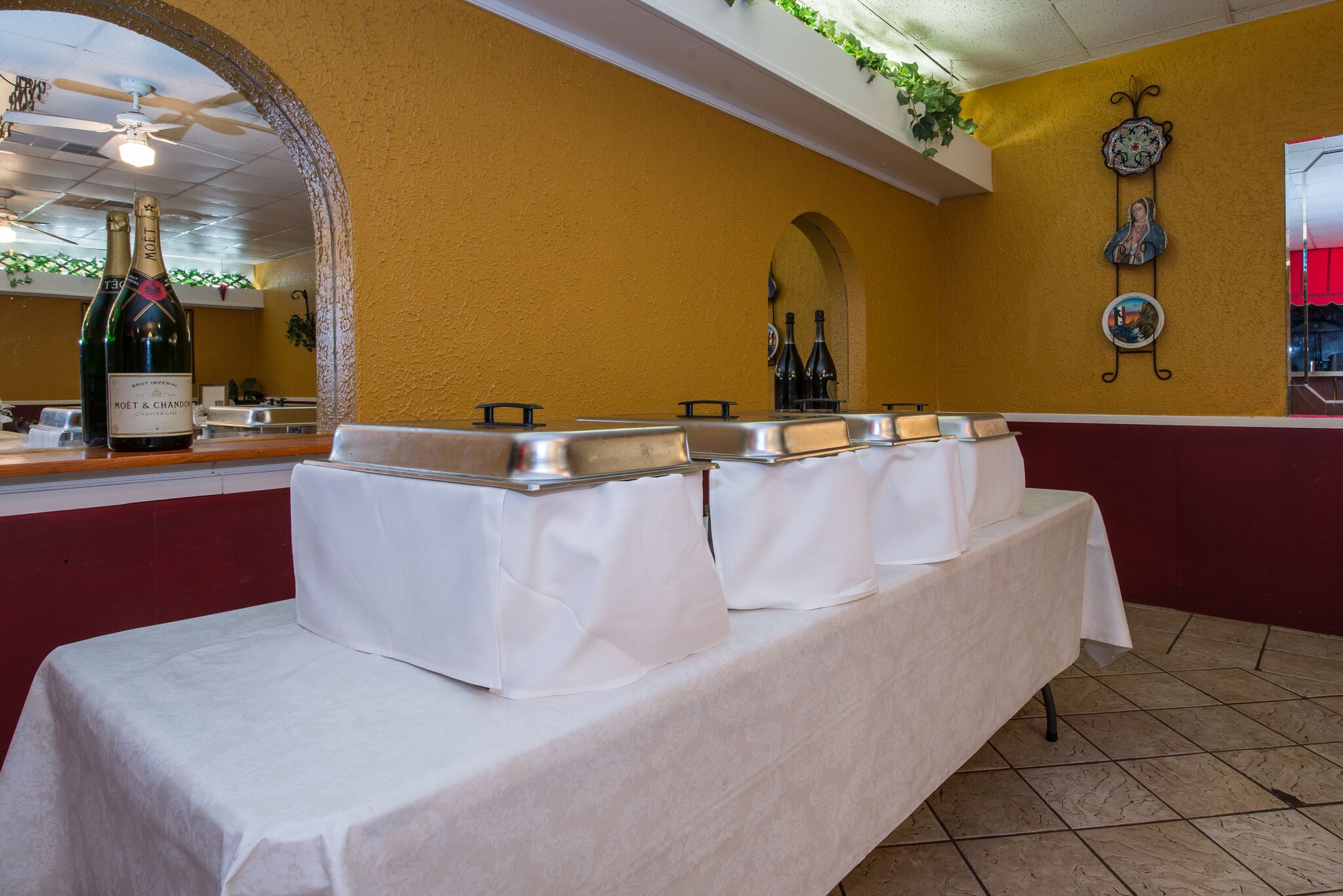 Little Italy Restaurant & Pizzeria private dining 4