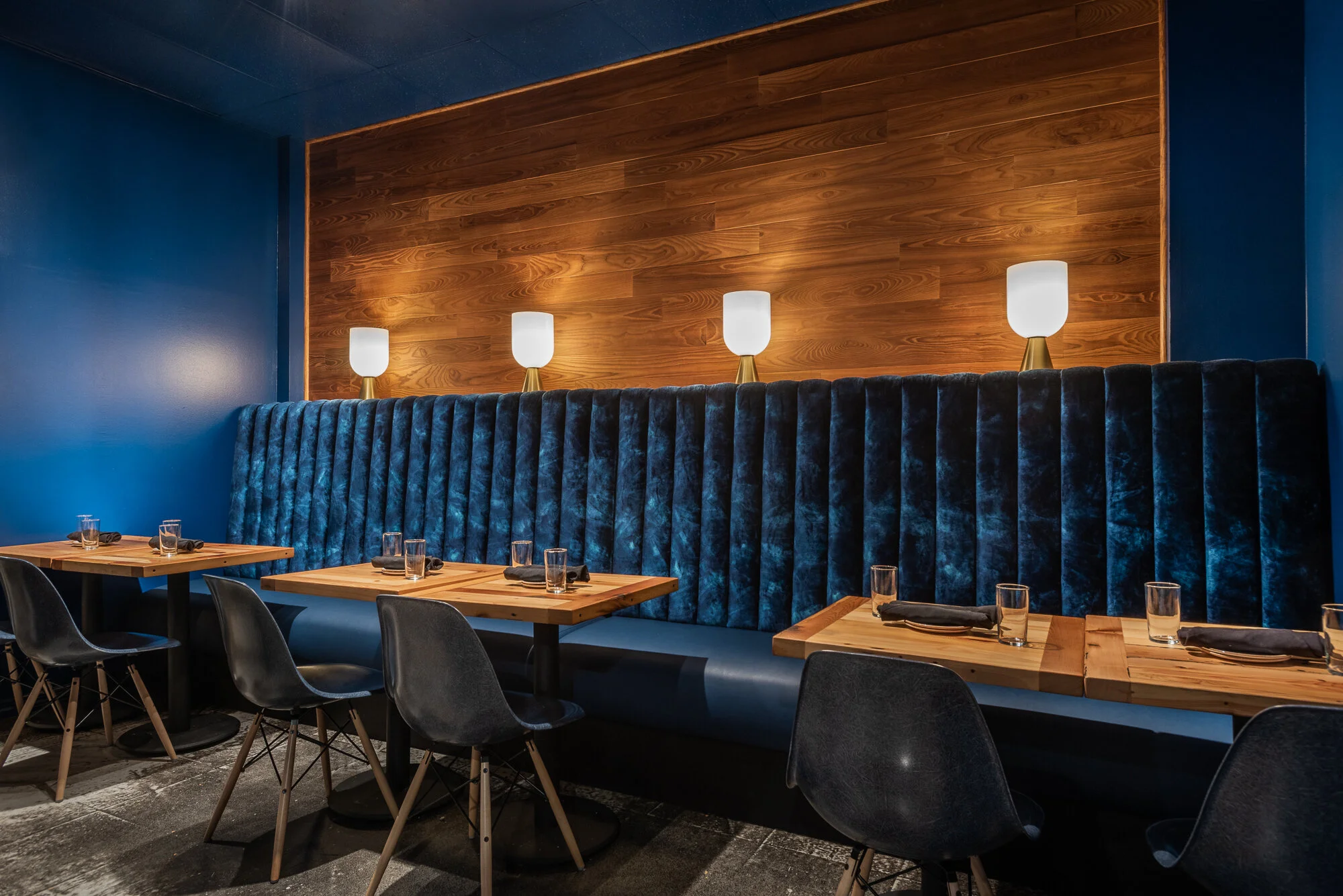 The Lounge at Cru Cellars