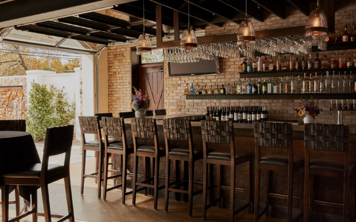 Patio Bar at Blue Bell Inn