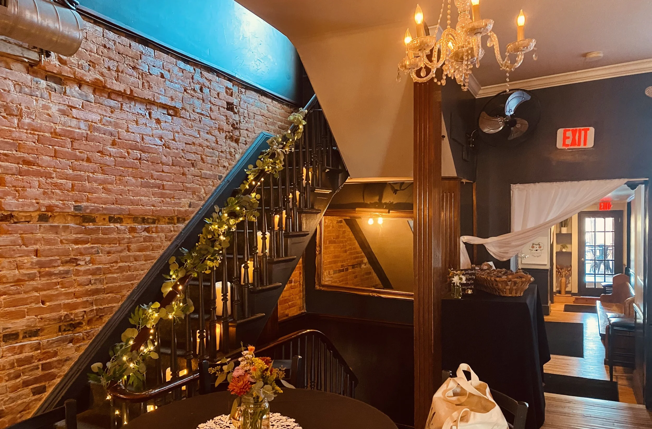Maxwell's On Main (MOM's) private dining