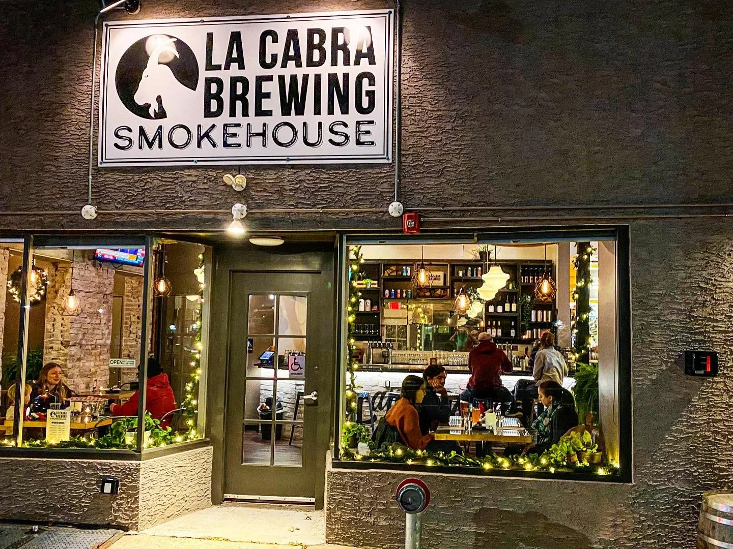 La Cabra Brewing private dining 3