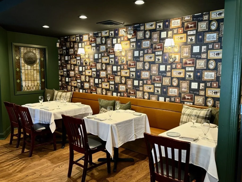 Creed’s Seafood & Steaks private dining 5