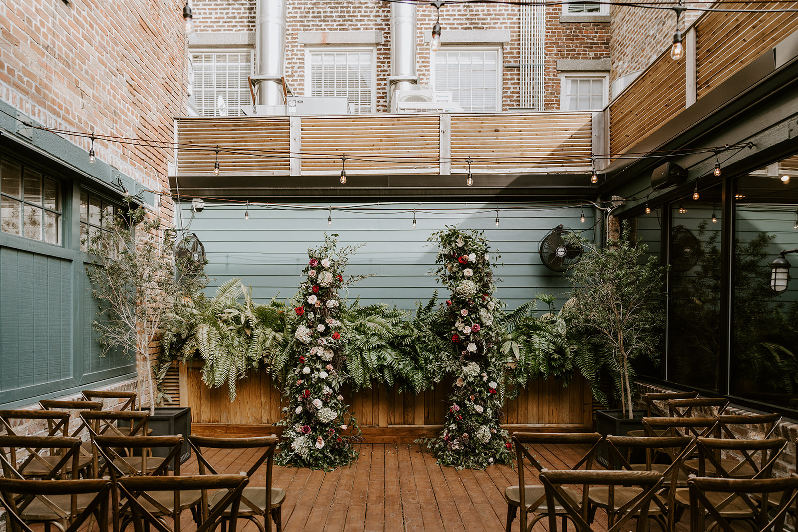 Poogan's Courtyard private dining 5