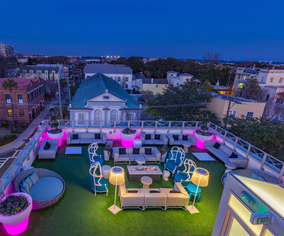 Élevé Rooftop Restaurant & Lounge private dining 4