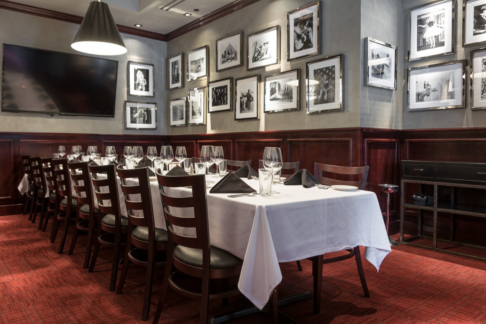 Mahogany Prime Steakhouse - Omaha private dining 4