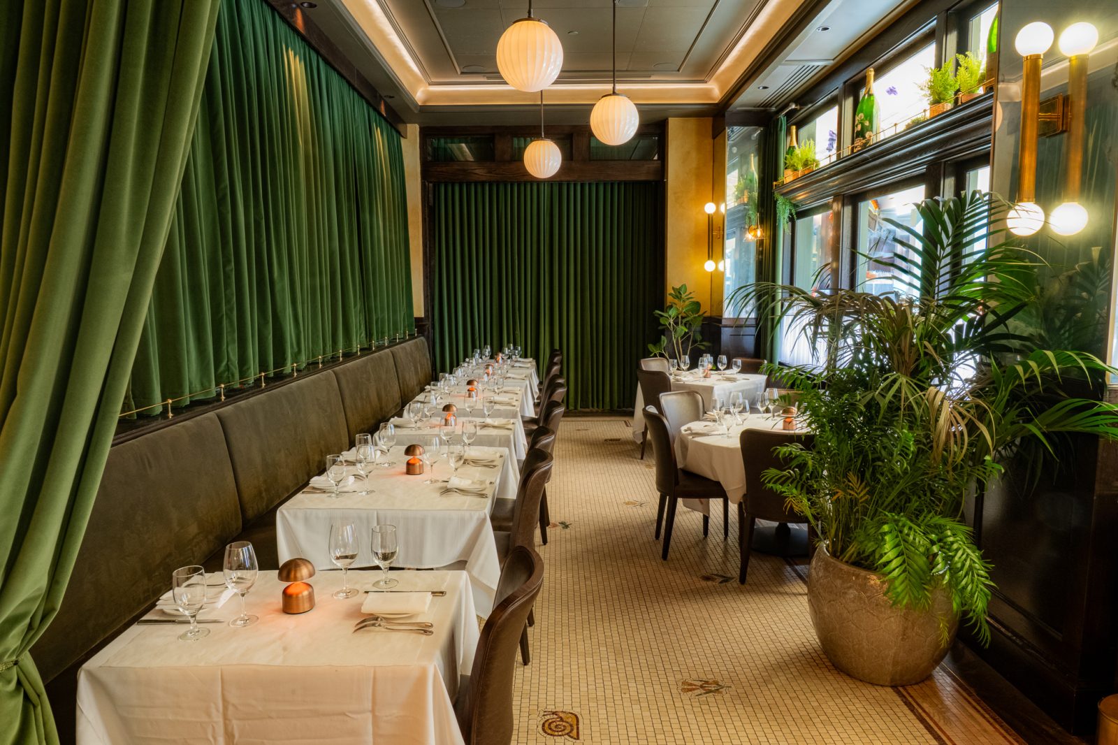 Mon Ami Gabi - Bethesda private dining 5