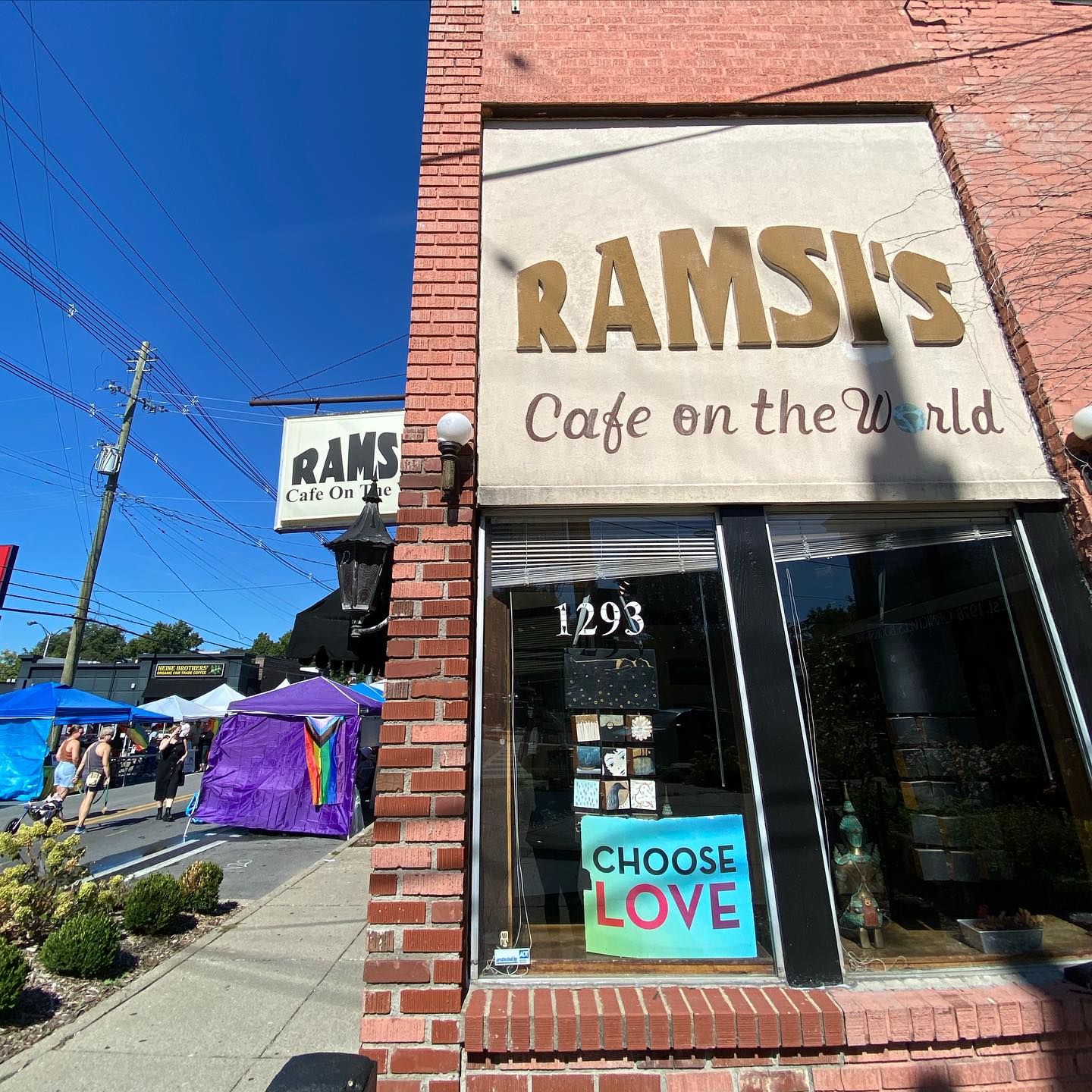Ramsi's Cafe on the World private dining 2